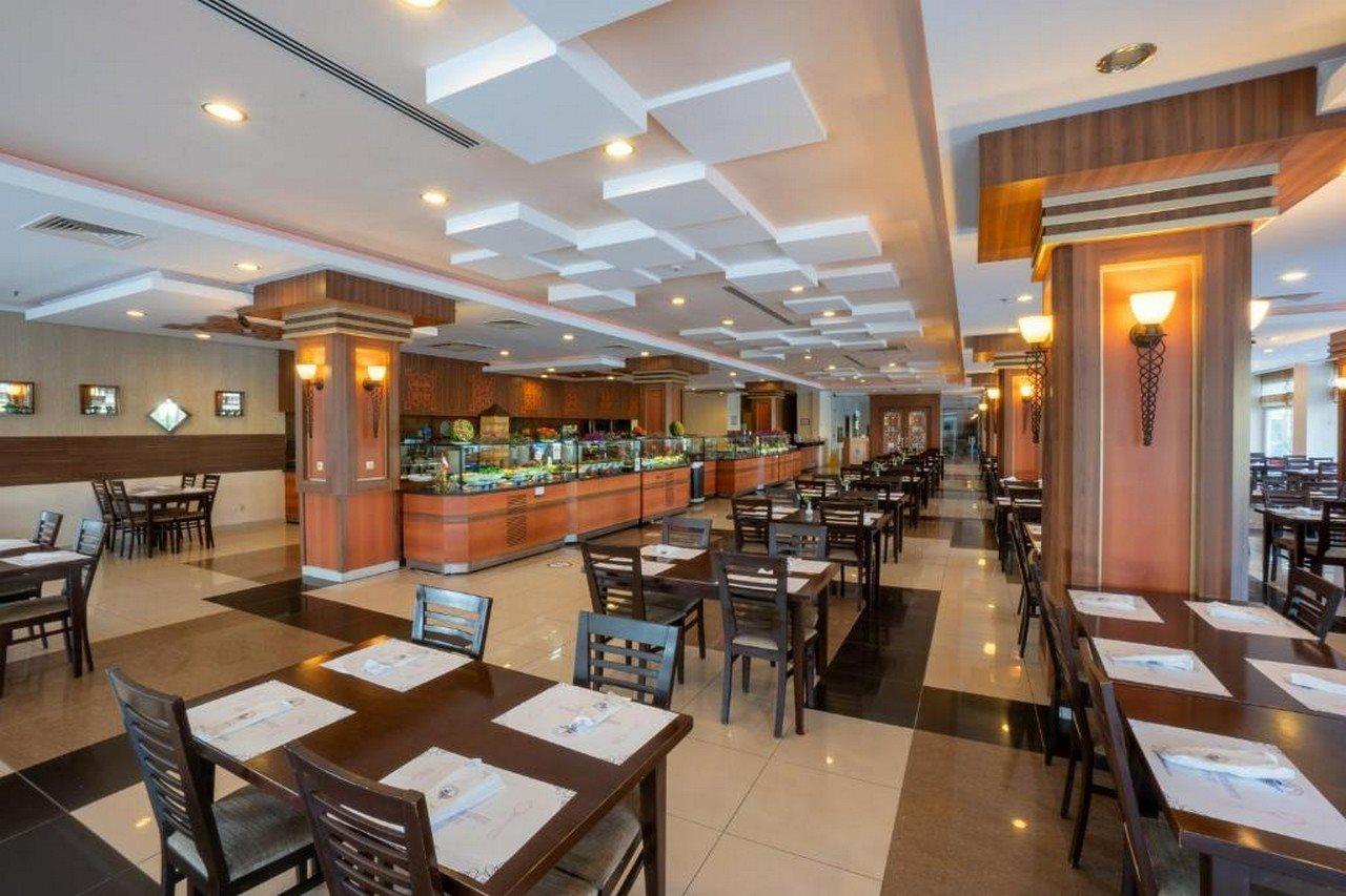 Titan Select Hotel Konakli Bagian luar foto