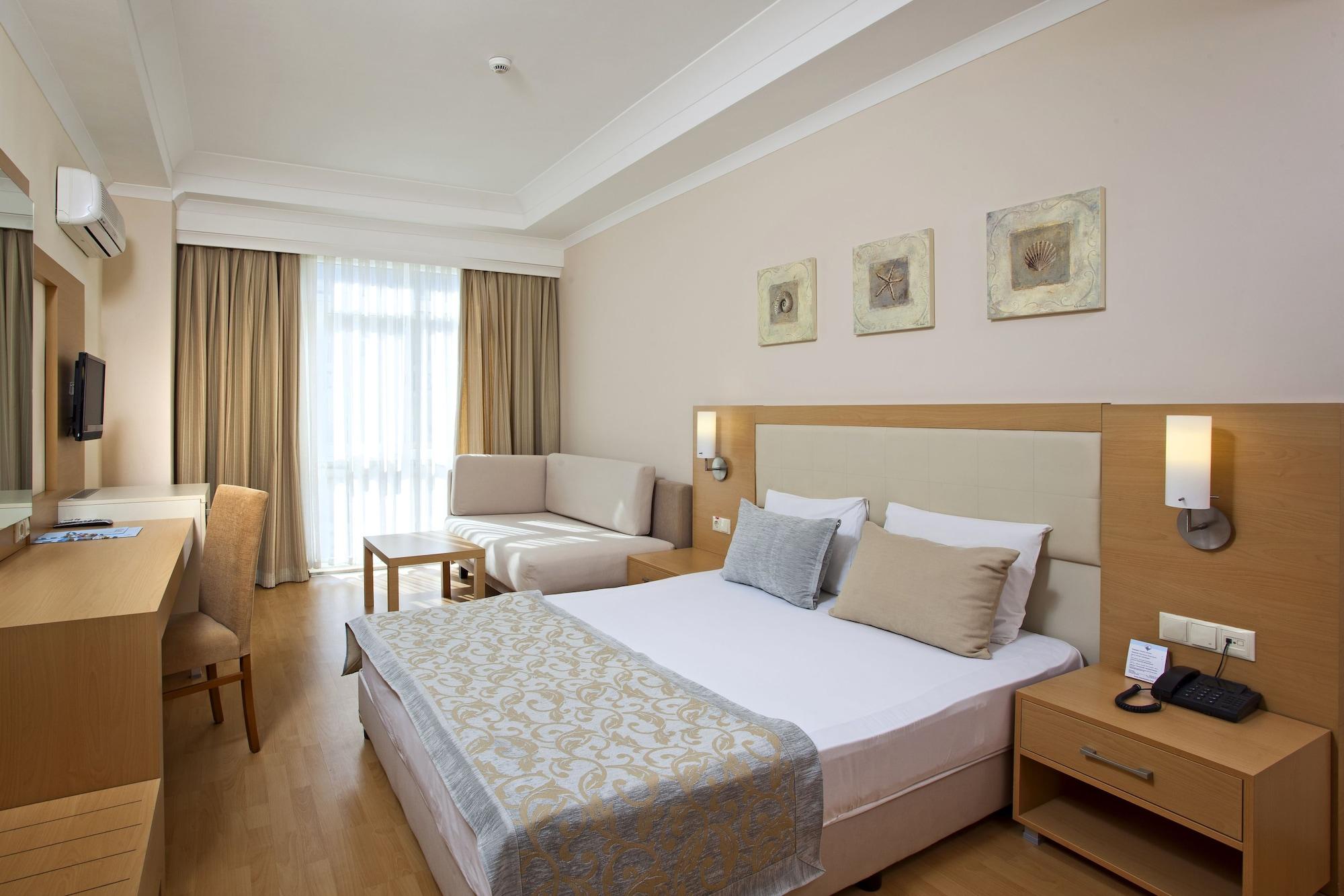 Titan Select Hotel Konakli Bagian luar foto