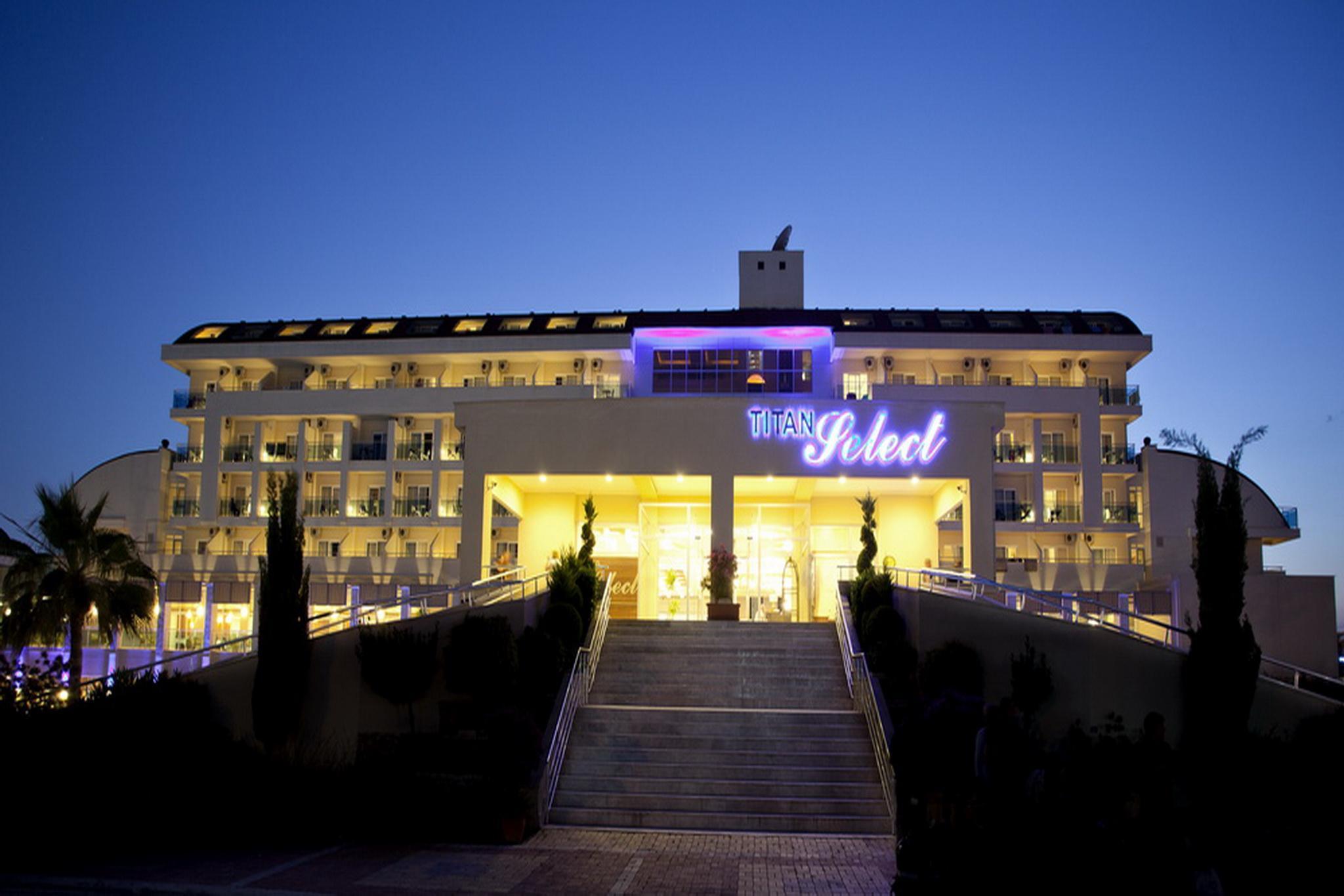 Titan Select Hotel Konakli Bagian luar foto
