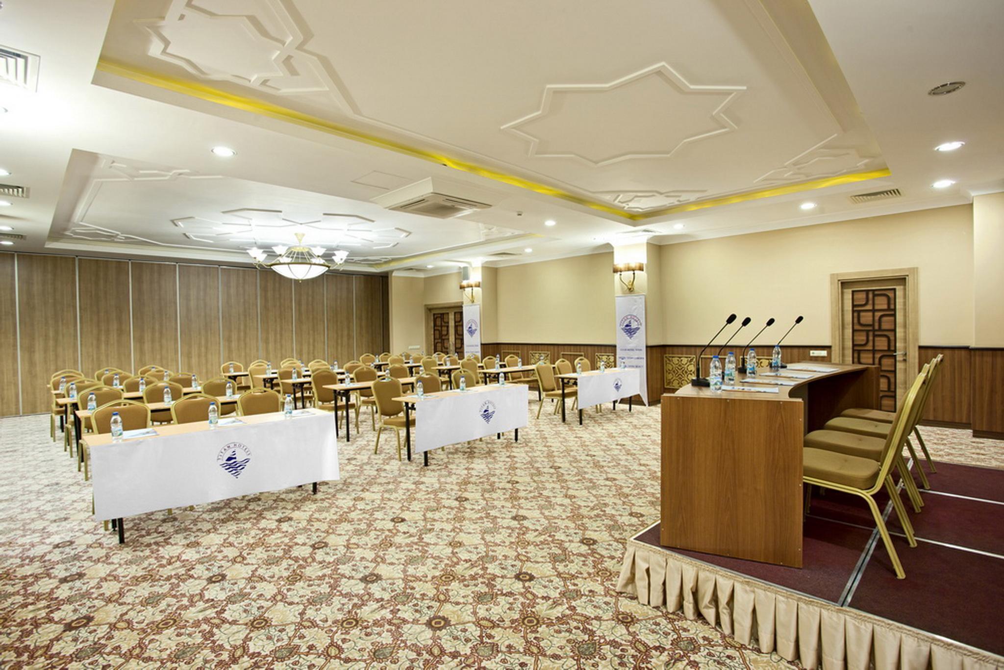 Titan Select Hotel Konakli Bagian luar foto