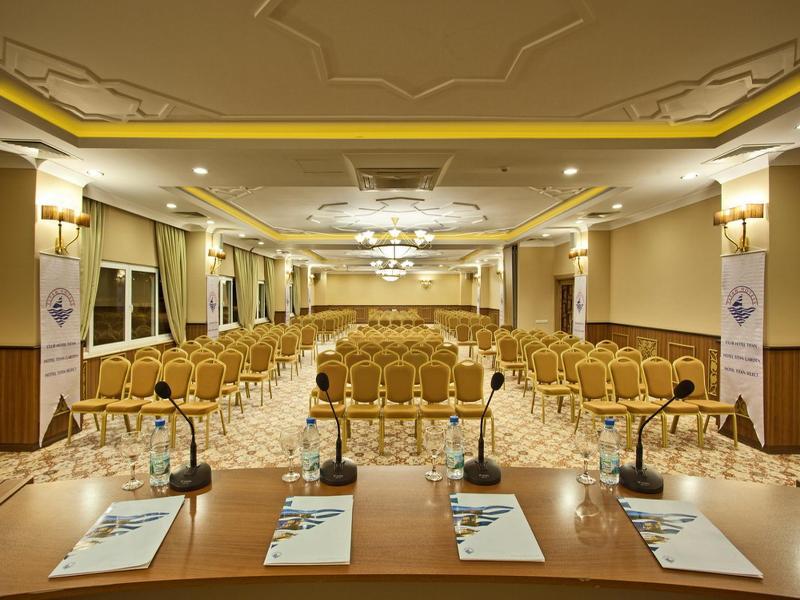 Titan Select Hotel Konakli Bagian luar foto