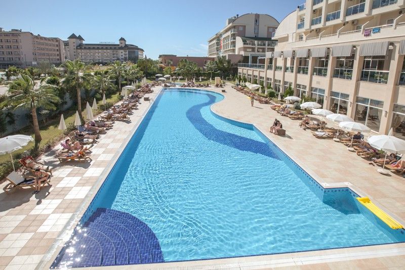 Titan Select Hotel Konakli Bagian luar foto